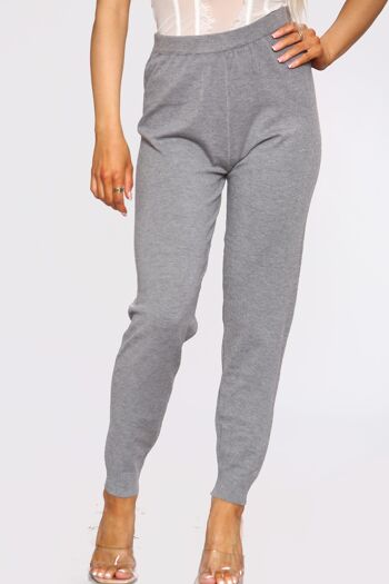 Legging GRIS en tricot doux 4