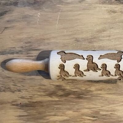 "Seehunde" biscuit roller with recipe and baking instructions