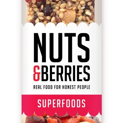 Organic nut bar superfoods