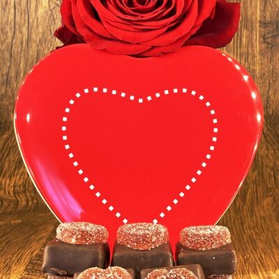 Heart tin box, 9 Coeur de Plougastel chocolates