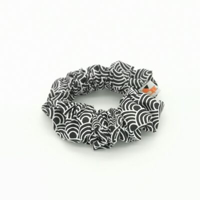 Scrunchie Black & White Black graphic