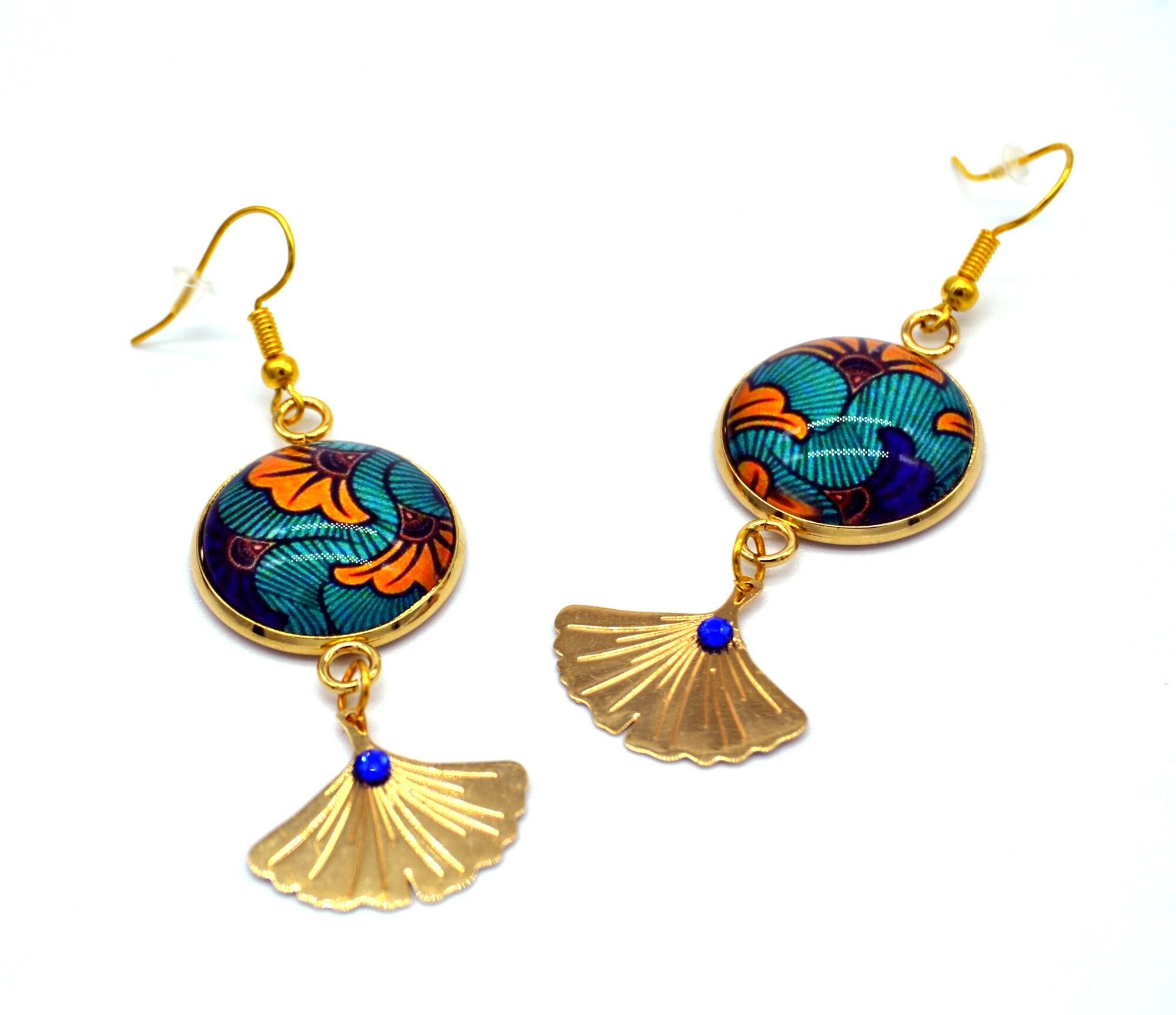 Orecchini etnici in cera con fiori di ginkgo arancioni e blu, gioielli placcati in oro pregiato, gioielli da sposa