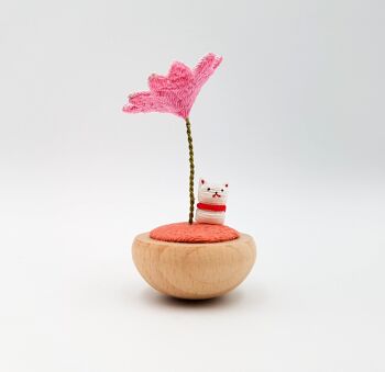 Figurine porte-bonheur japonais sakura et animaux en bois et tissu chirimen 4