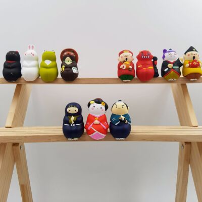 Figurines Osuwari assises en terre cuite et peint Japon fait main artisanal