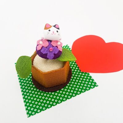 Figurine porte-bonheur en tissu japonais Chirimen Chat Calico Bosquet Fleurs