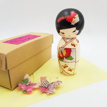 Poupée Kokeshi de collection Choucho San en bois artisanale 1