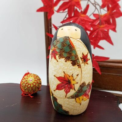 Syouzan wooden Kokeshi doll painted beige and black with autumn leaves pattern