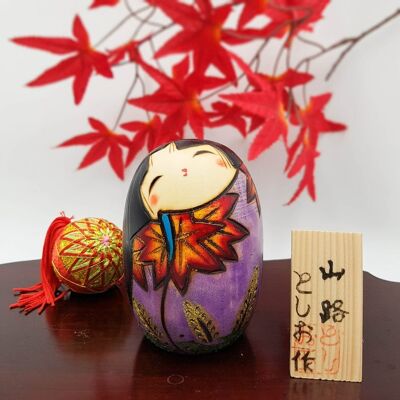 Yamaji Kokeshi-Holzpuppe, bemalte lila bunte Figur, japanische Handarbeit
