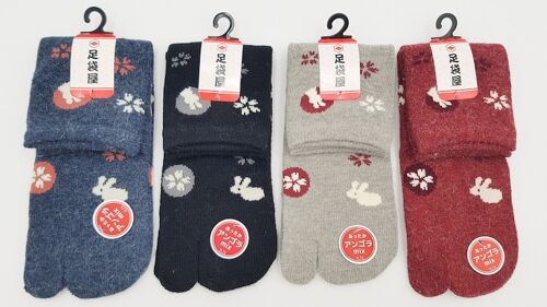 Chaussettes Japonaises Tabi en Angora et Coton à Motif Lapin Usagi et Fleur de Sakura Made In Japan Taille Fr 34 - 40