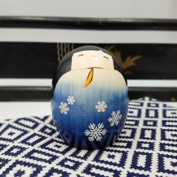 Poupée Kokeshi en bois Yukinosei bleu blanc noir neige figurine Japon fait main artisanal 5