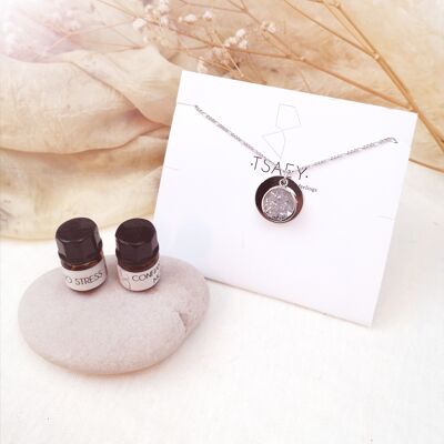 HYGIE Silver wellness diffuser necklace