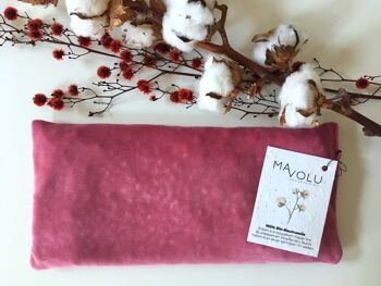 Coussin noyau de cerise en coton bio VELVET rose - 32cm x 14cm 1