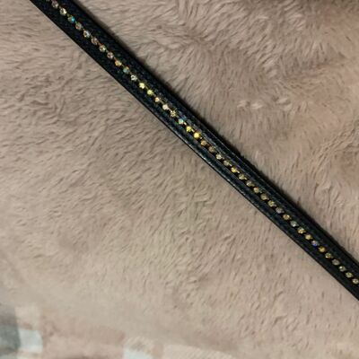 Black full browband with coloured gem detailing.