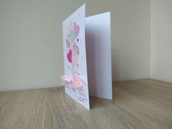 Carte de papier coeurs roses romantiques, un tas de cartes décorées d'amour, carte postale cadeau vierge fabriquée à la main 4