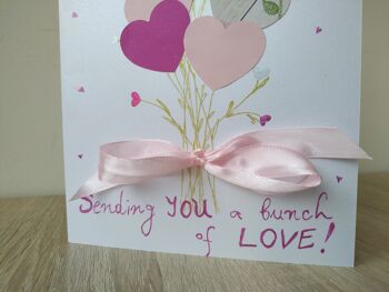 Carte de papier coeurs roses romantiques, un tas de cartes décorées d'amour, carte postale cadeau vierge fabriquée à la main 6