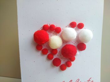 Carte de voeux 3D pom pom, boules rouges et blanches feutrées, cadeau romantique je t'aime, note de forme de coeur de conception unique 2