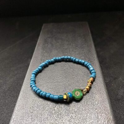 Bracelet , 29