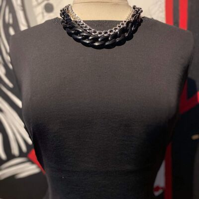 Collar , 50