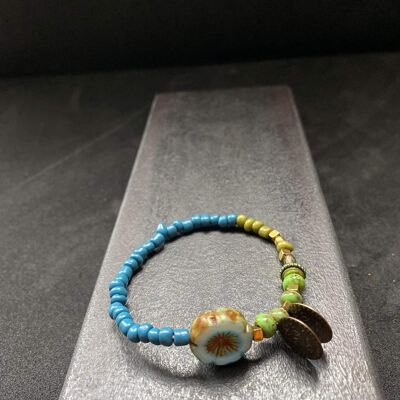 Bracelet , 32