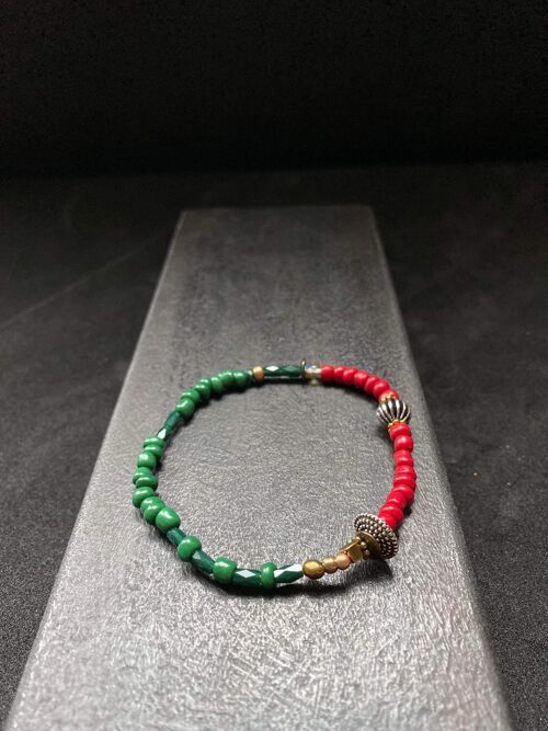 Bracelet , 41