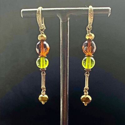 Boucles d'oreilles , 192