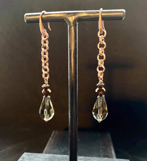 Earrings , 197