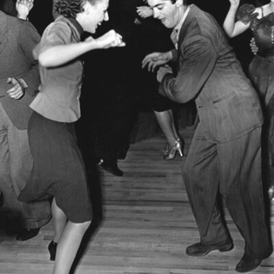 Pareja bailando jive tarjeta de saludos en blanco