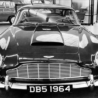 Biglietto di auguri vuoto per Aston Martin DB 5 Sports Car