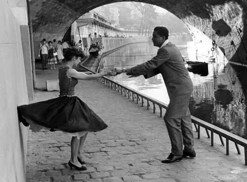 Dancing by the Seine blank greetings card