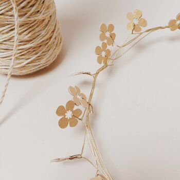 Couronne Filaire | wax flowers | 4