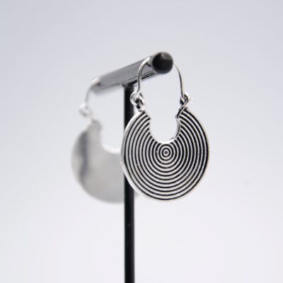 Silver hoop earrings | Circles