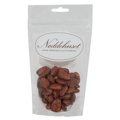 Dry roasted almonds with salt and lemon flavor