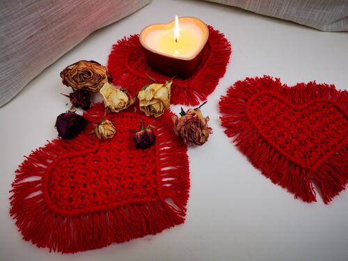 Red heart macrame coasters - Set of 2