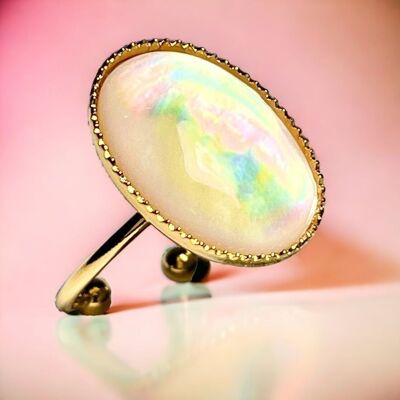 Fine gold-plated “PEASIBLE NACRE” ring with mother-of-pearl cabochon