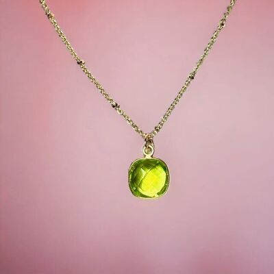 "VALERIA" pendant gilded with fine gold Peridot stone