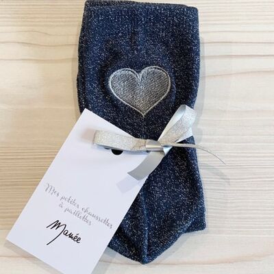 Marineblaue Socken mit gestickten Herz-Pailletten