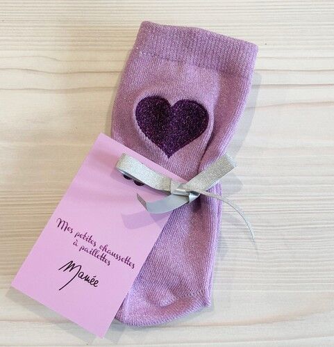 Chaussettes lavande à paillettes coeur brodé