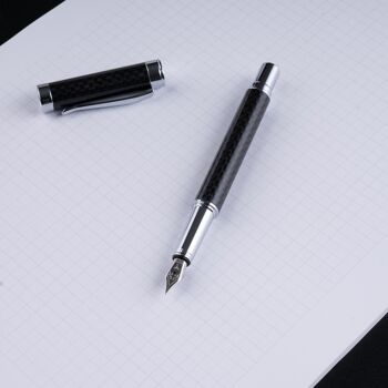 Un stylo plume 5