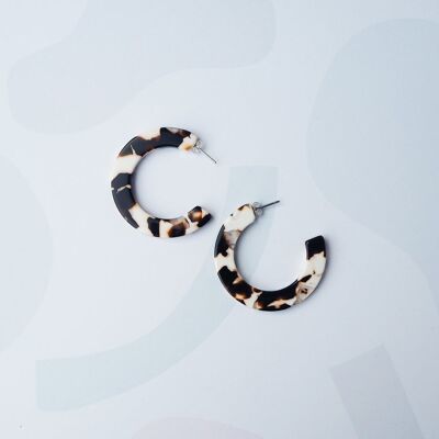 Umber Midi Hoop Earrings- brown mix acetate resin hoops