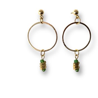 Round green nuts earrings