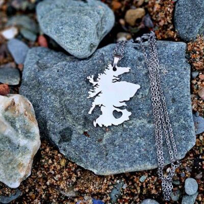 Karte von Schottland Halskette mit Herz ausgeschnitten