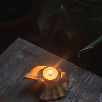 @EARTHWINDESIRE handgefertigter Kerzenhalter aus Upcycling-Holz_SMALL