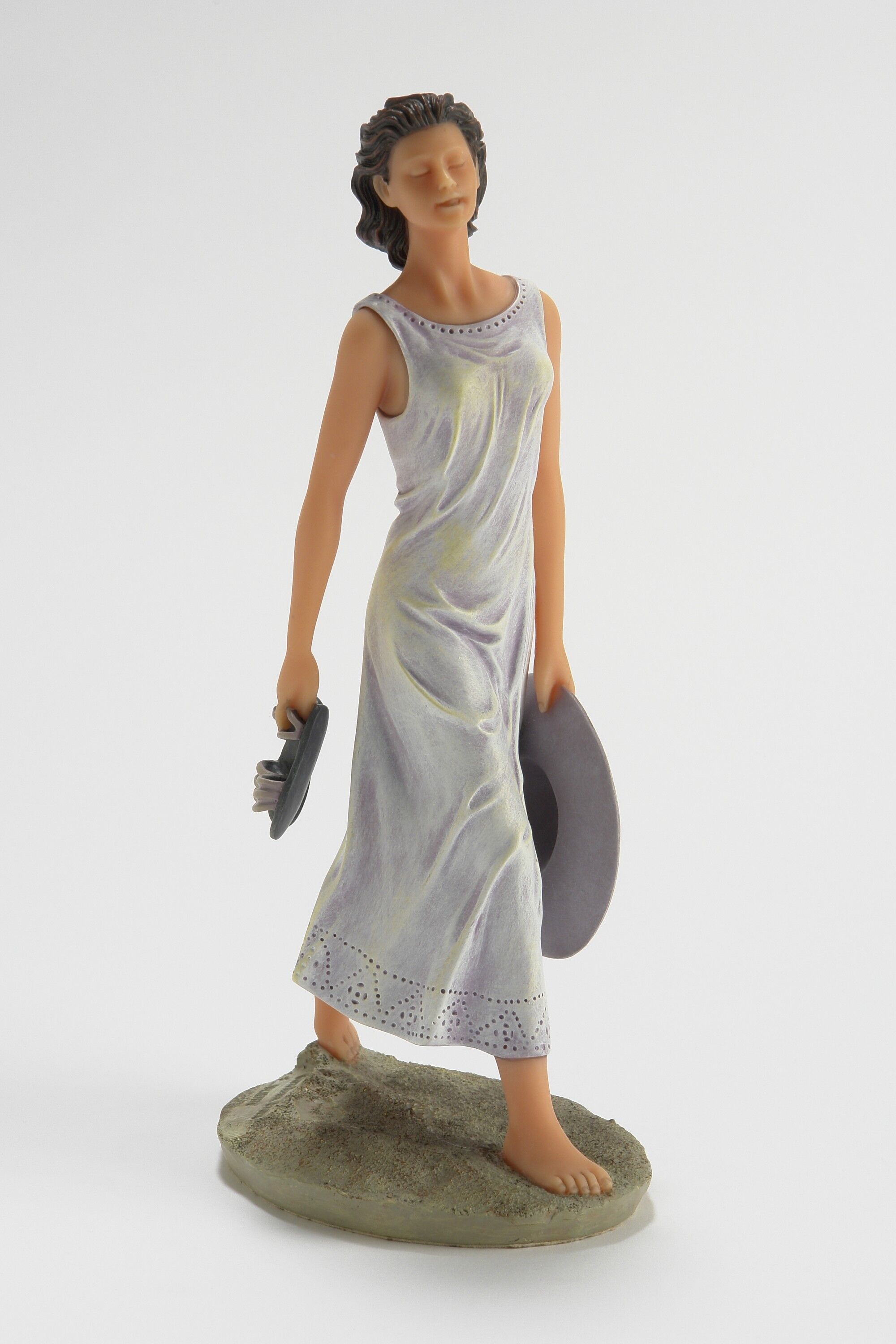 CAMMINANDO SULLA SPIAGGIA