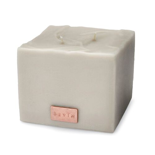 Fresh Clay Scented Candle Medium