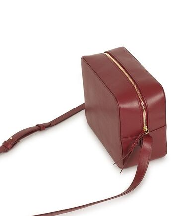 Sac bandoulière en cuir bordeaux Leandra 2