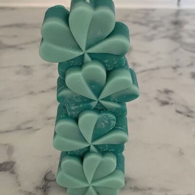 Clover candle