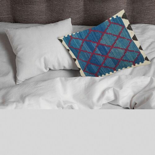 Kilim Handwoven Blumine Cushion Cover