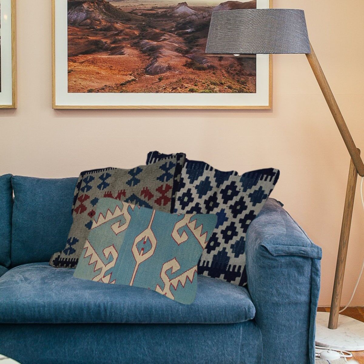 Fodera per cuscino blu smalta intrecciata a mano Kilim