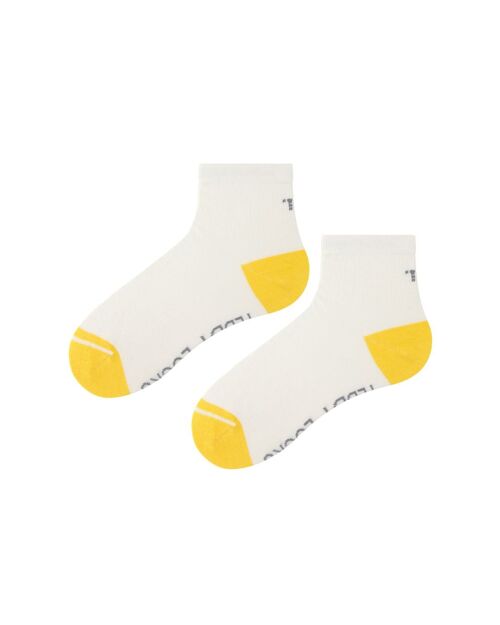 Eco-friendly White Quarter Length Rib Socks