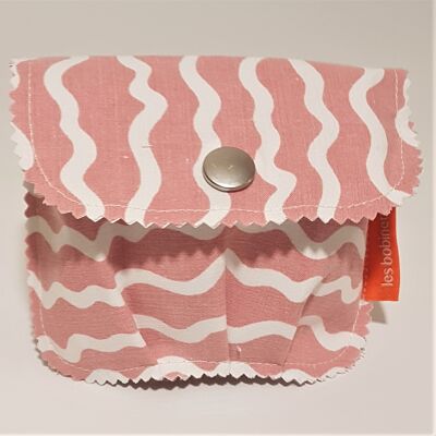Zero-waste, 100% recycled: Pouch / soap case (or solid products) in waterproof tarpaulin and pink fabric